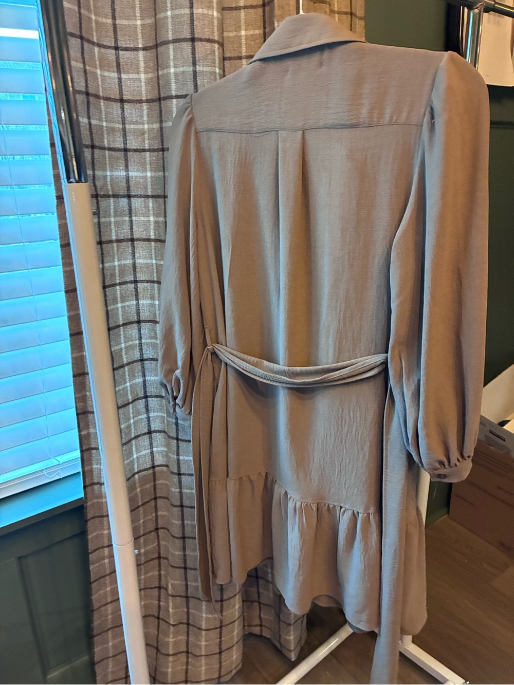 Max Studio Taupe Button-Front Ruffle Hem Tunic - Picture 5 of 6